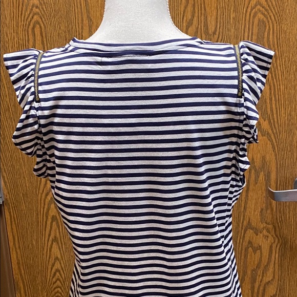MICHAEL KORS NWT Cute sleeveless top - Picture 2 of 6